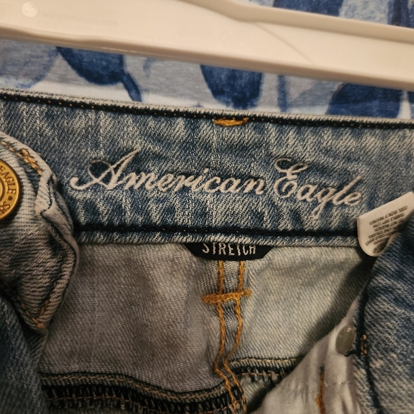 American Eagle Outfitters Denim Lace Trim Women Shorts Size 6 - Picture 4 of 7